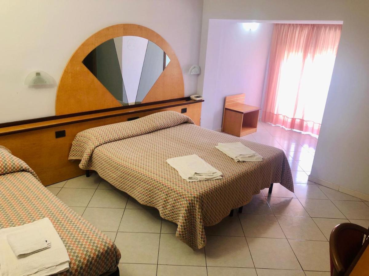 Hotel Solaris Casalbordino Extérieur photo